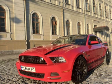 Авто Ford Mustang 2012 № 8036436