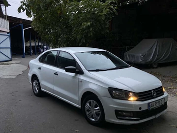Авто Volkswagen Polo 2017 № 8036748