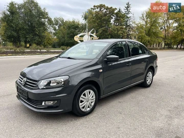 Авто Volkswagen Polo 2018 № 8036992
