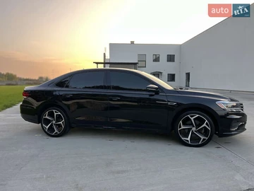 Авто Volkswagen Passat 2019 № 8037291