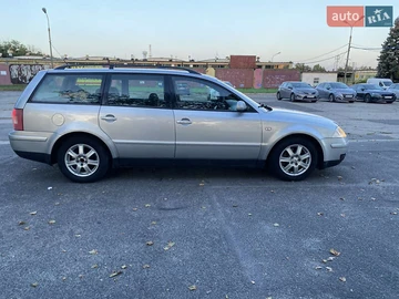 Авто Volkswagen Passat 2001 № 8037596