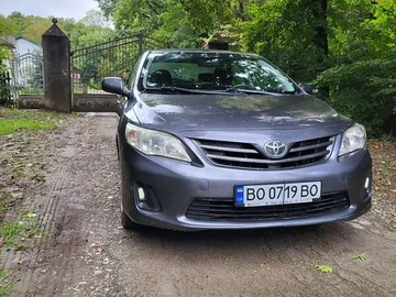 Авто Toyota Corolla 2012 № 8037801