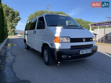 Авто Volkswagen Transporter 2000 № 8037880