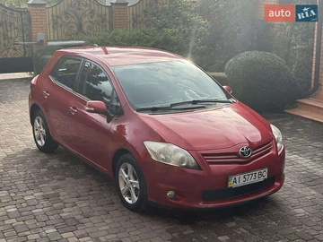 Авто Toyota Auris 2010 № 8038200
