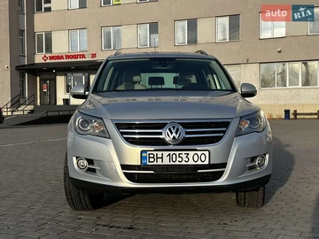 Авто Volkswagen Tiguan 2010 № 8038379