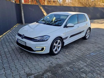 Авто Volkswagen E-Golf 2018 № 8038427