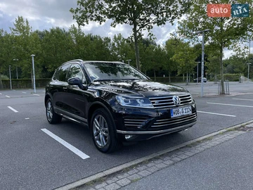 Авто Volkswagen Touareg 2015 № 8038569