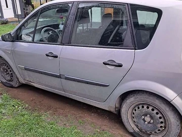 Авто Renault Scenic 2004 № 8038857