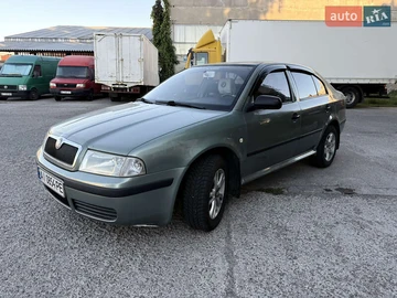Авто Skoda Octavia 2002 № 8038881