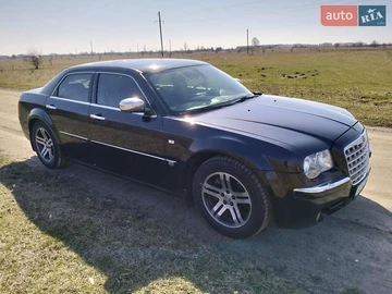 Авто Chrysler 300C 2005 № 8039221