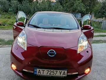 Авто Nissan Leaf 2012 № 8039236