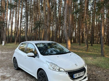 Авто Peugeot 208 2013 № 8039248
