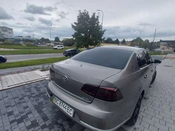 Авто Volkswagen Passat 2011 № 8039296