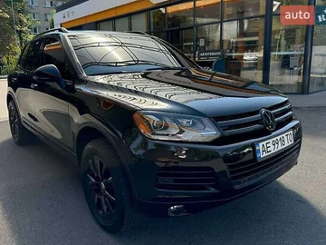Авто Volkswagen Touareg 2013 № 8039479