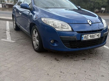 Авто Renault Megane 2010 № 8039664