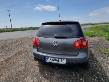Авто Volkswagen Golf 2005 № 8039707