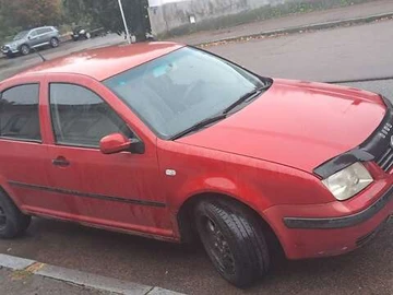 Авто Volkswagen Bora 2001 № 8039786