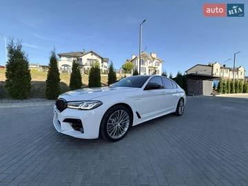 Авто BMW 5 Series 2019 № 8040089