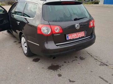 Авто Volkswagen Passat 2010 № 8040127