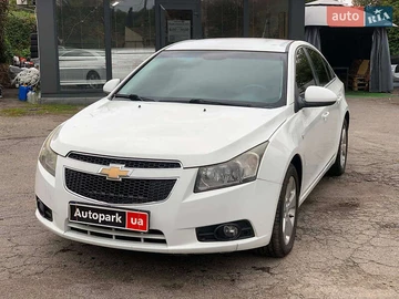Авто Chevrolet Cruze 2012 № 8040136
