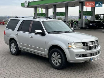 Авто Lincoln Navigator 2010 № 8040354