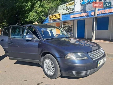 Авто Volkswagen Passat 2004 № 8040527