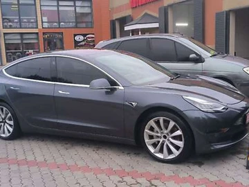 Авто Tesla Model 3 2018 № 8040741
