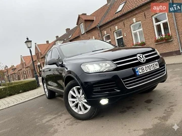 Авто Volkswagen Touareg 2013 № 8040747