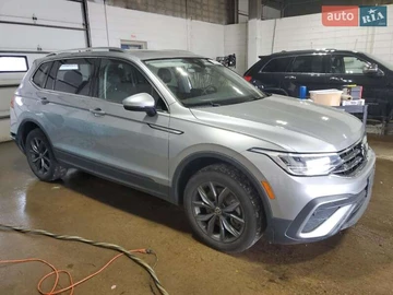 Авто Volkswagen Tiguan 2022 № 8040773