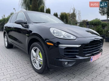Авто Porsche Cayenne 2015 № 8040788