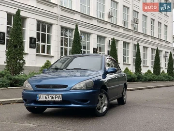 Авто KIA Rio 2002 № 8041056