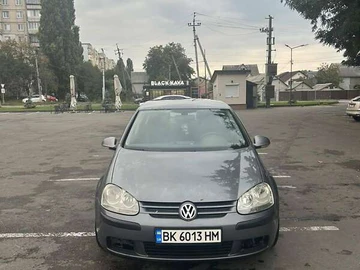 Авто Volkswagen Golf 2004 № 8041089