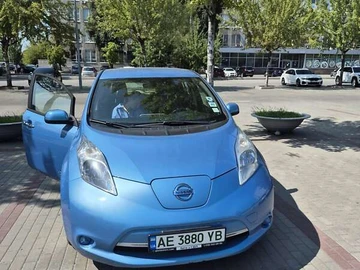 Авто Nissan Leaf 2013 № 8041303