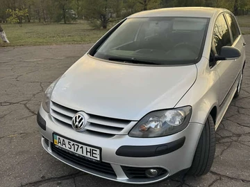 Авто Volkswagen Golf Plus 2008 № 8041306