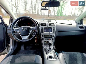 Авто Toyota Avensis 2013 № 8041482