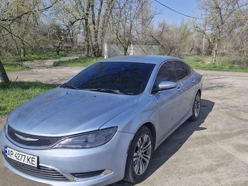 Авто Chrysler 200 2015 № 8041490