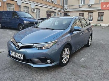 Авто Toyota Auris 2015 № 8041496