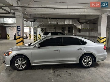 Авто Volkswagen Passat 2017 № 8041502
