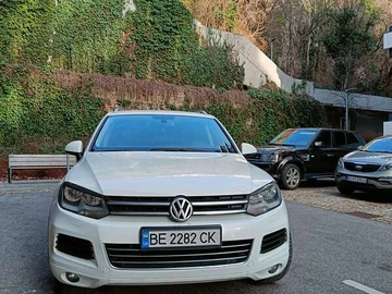 Авто Volkswagen Touareg 2012 № 8041554