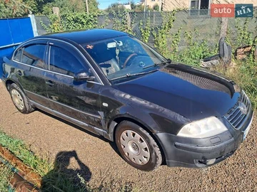 Авто Volkswagen Passat 2003 № 8041913