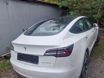Авто Tesla Model 3 2021 № 8042265