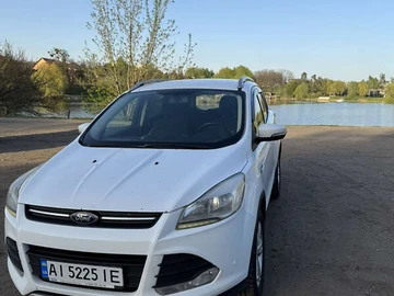 Авто Ford Kuga 2013 № 8042268