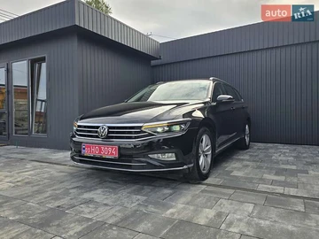 Авто Volkswagen Passat 2020 № 8042628
