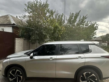 Авто Mitsubishi Outlander 2021 № 8042652