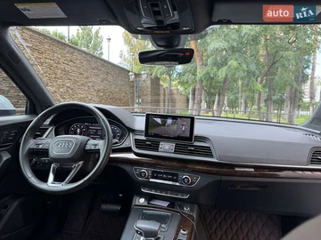 Авто Audi Q5 2019 № 8042664