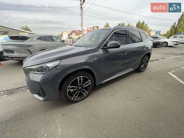 Авто BMW Ix1 2024 № 8042668