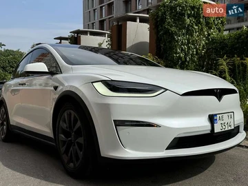 Авто Tesla Model X 2022 № 8042686