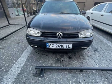 Авто Volkswagen Golf 2001 № 8042936