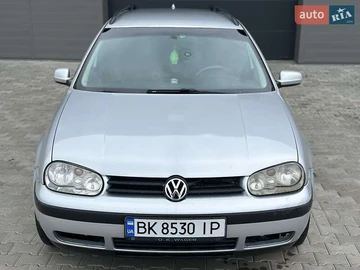 Авто Volkswagen Golf 2001 № 8042947