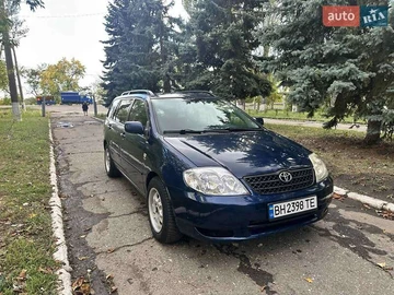 Авто Toyota Corolla 2002 № 8042960